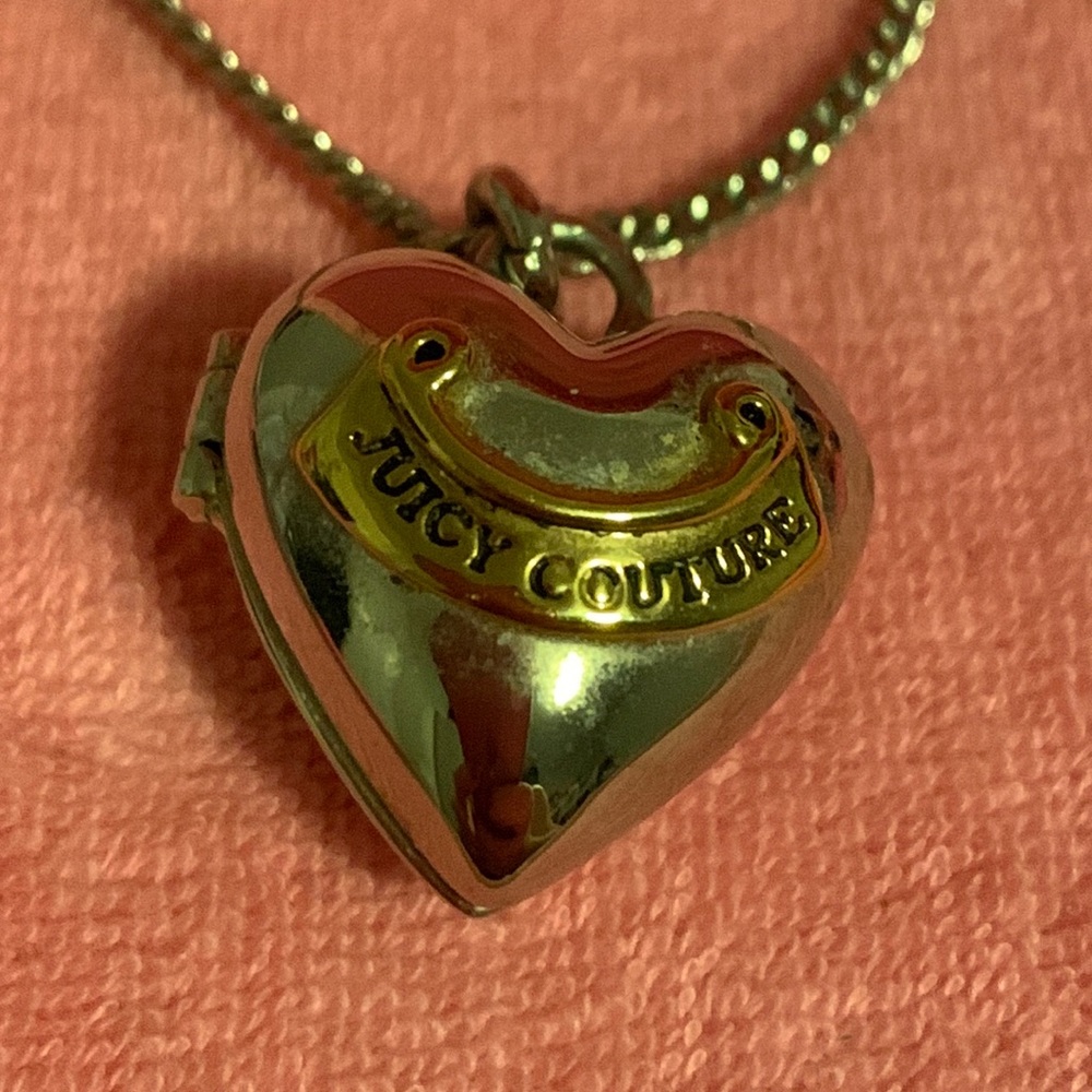 💕 Juicy Couture heart necklace 💕